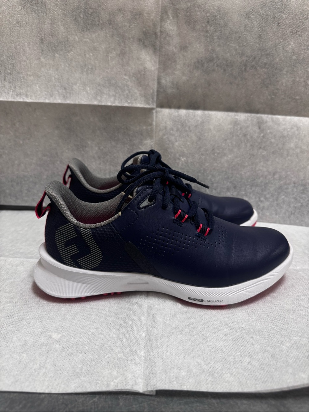 Women’s Navy footjoy Golf shoes | 7.5 M |